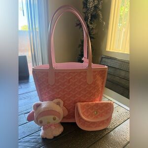 Lovely Small Pink Tote with Matching Pouch and Adorable Charm